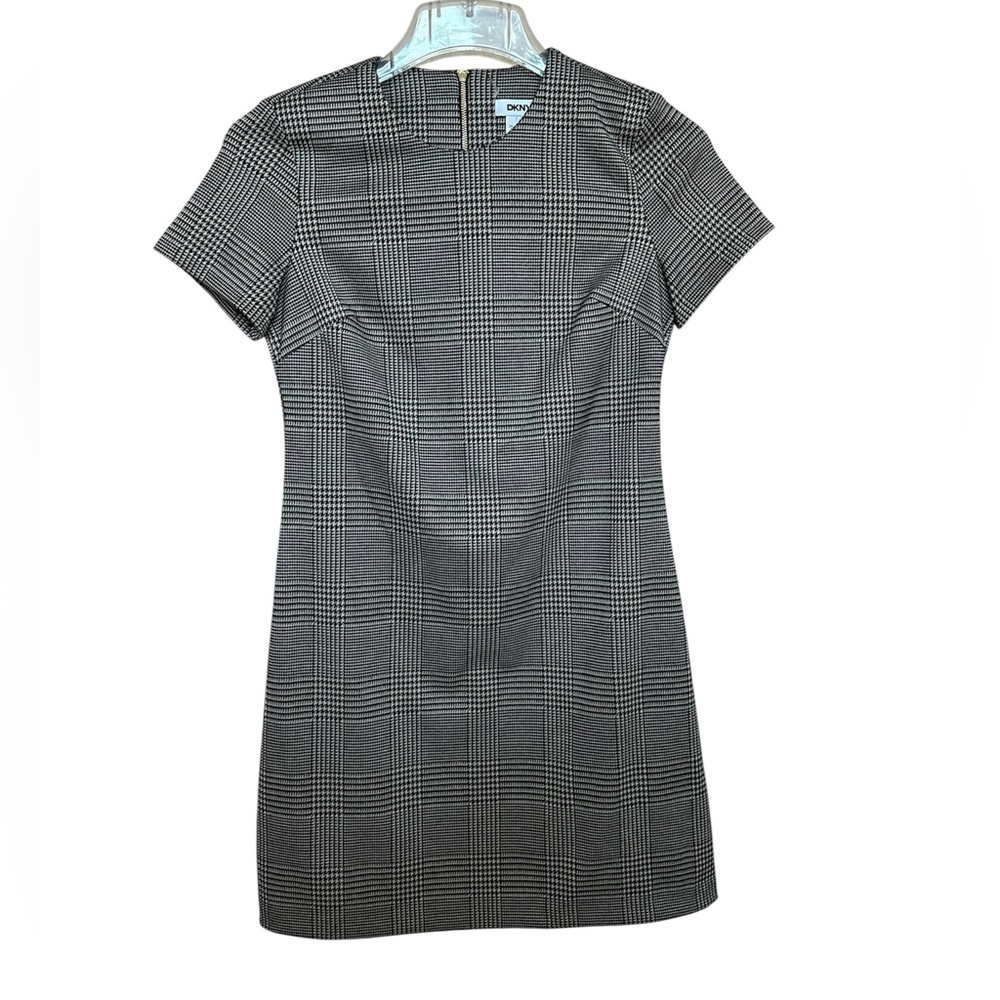 DKNY Women's Black Houndstooth Cross design Midi Dress Short Sleeve Size 4 NEW